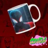 Taza de Miles morales en su pelicula a travez de spider verce